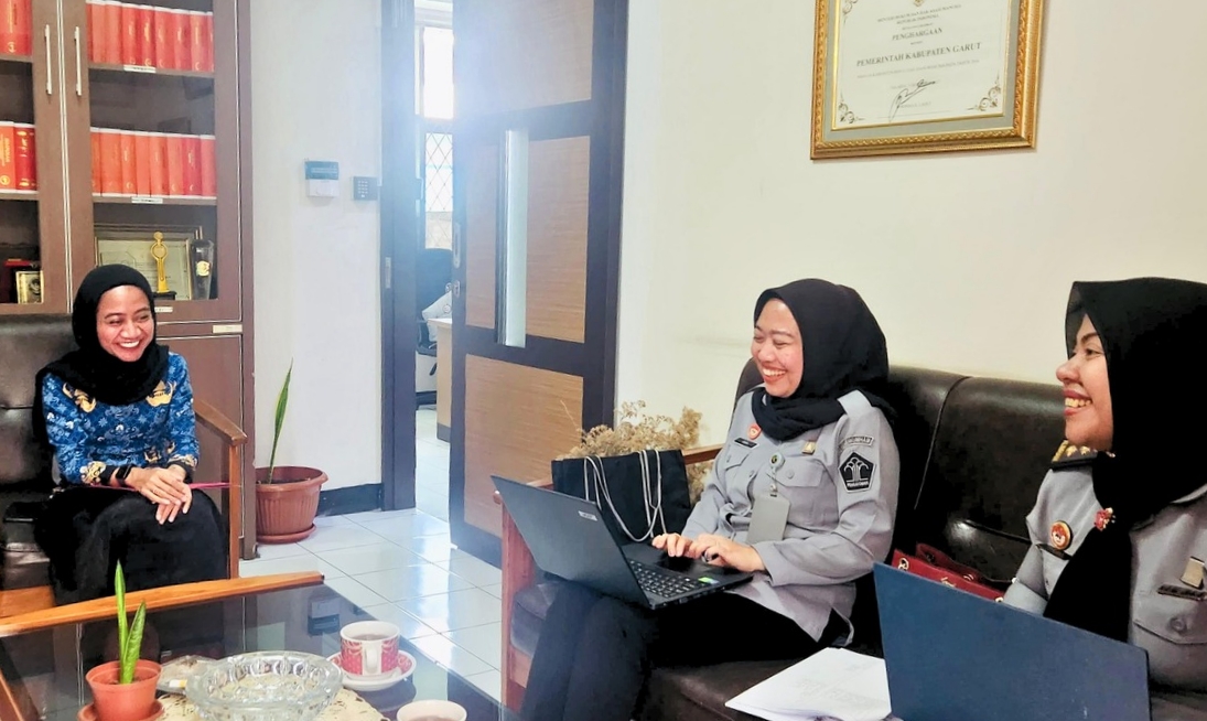 Kemenkum Jabar Lakukan Fasilitasi Harmonisasi Raperda dan Raperkada di Kabupaten Garut