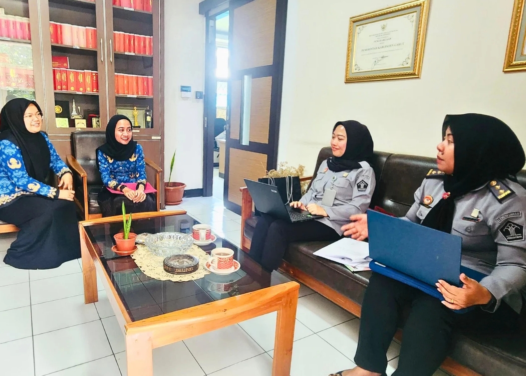 Kemenkum Jabar Lakukan Fasilitasi Harmonisasi Raperda dan Raperkada di Kabupaten Garut